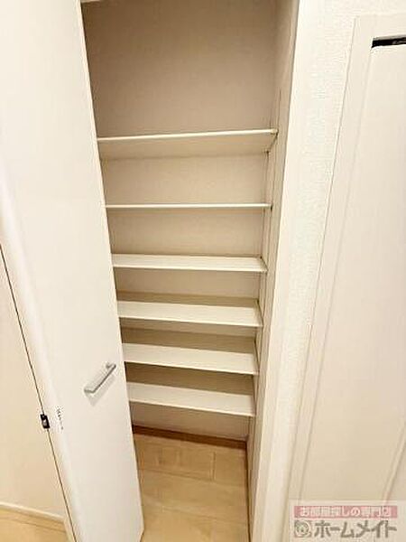 収納