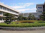 茨城県立取手第一高校まで1、472ｍ