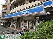 ローソン 徒歩7分。コンビニ 550m