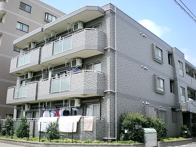 2 / 4