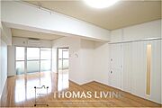15帖の広々リビング。