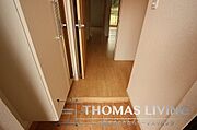 大容量のシューズボックス御座いますよ。
