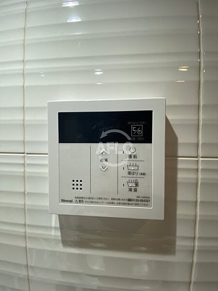 画像21:ファーストフィオーレ大阪城イースト　　給湯器