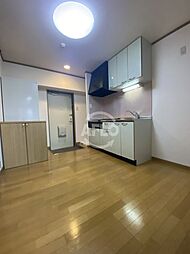 居間