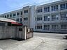 周辺：名古屋市立南陽中学校　「勤勉、礼儀、責任」の校訓の下、社会に貢献できる生徒の育成を目指しています。教室にエアコンもあり勉強のしやすい環境になっています。 510m