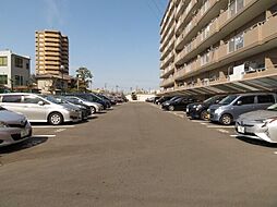 シャルマンコーポ木場町2号棟:駐車場