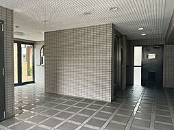 アメニティ日比野:エントランス