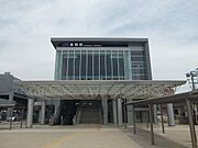 高岡駅まで1600m