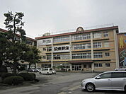 高岡市立高岡西部中学校（1685m）