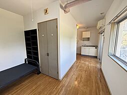 ベンベデール　II 210 2階ワンルームのリビング/ダイニング