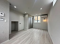 RIMOWA下轡田 111 1階ワンルームのリビング/ダイニング