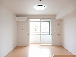 JR高山本線 速星駅 徒歩12分の賃貸アパート 1階ワンルームのリビング/ダイニング