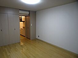 富山地方鉄道2系統 新富町駅 徒歩3分の賃貸マンション 2階1Kのリビング/ダイニング