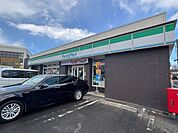 ファミリーマート諫早真崎町店 徒歩7分。 530m