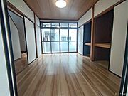 日当たり良好の洋室です。