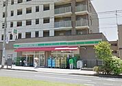 ローソンストア100中田駅前店 751m