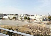 横浜市立東戸塚小学校 841m