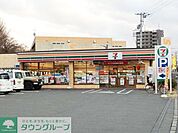 セブンイレブン鎌倉城廻店 徒歩4分。コンビニ 280m