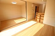 リビングと洋室の間仕切りを開いた時の雰囲気