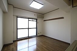 広島電鉄1系統 市役所前駅 徒歩7分の賃貸マンション 4階ワンルームのリビング/ダイニング