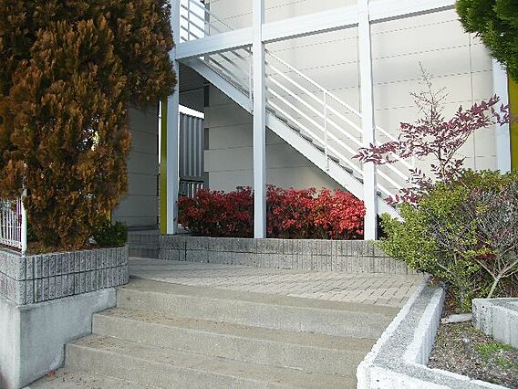 レオパレスシェルムーン_外観_1