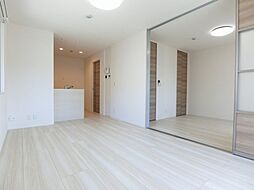 JR可部線 安芸長束駅 徒歩30分の賃貸アパート 2階2LDKのリビング/ダイニング