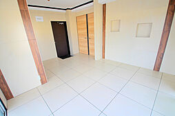 JR山陽本線 横川駅 徒歩9分の賃貸マンション 4階1LDKのリビング/ダイニング