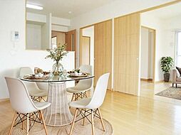 広島高速交通アストラムライン 上安駅 徒歩5分の賃貸マンション 7階3LDKのリビング/ダイニング