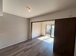 JR山陽本線 横川駅 徒歩8分の賃貸マンション 8階1LDKのリビング/ダイニング