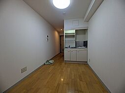 広島電鉄5系統 比治山橋駅 徒歩8分の賃貸マンション 4階ワンルームのリビング/ダイニング