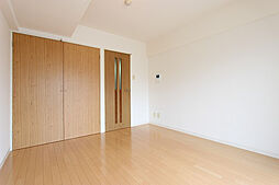 JR山陽本線 向洋駅 徒歩18分の賃貸マンション 4階1Kのリビング/ダイニング