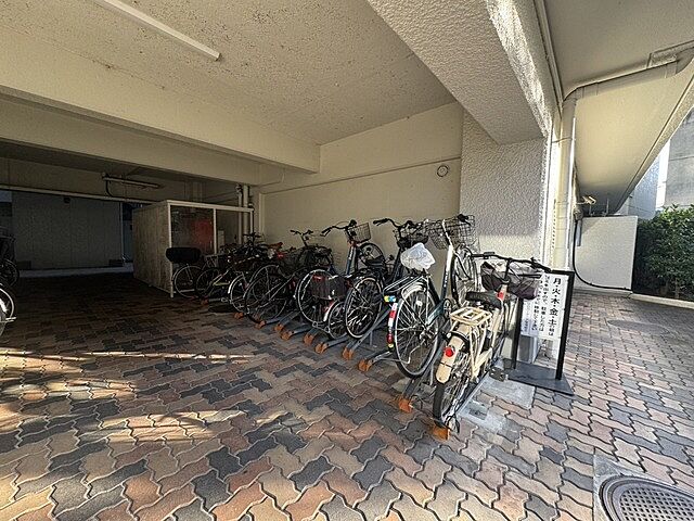  目白ガーデニア 2階/-