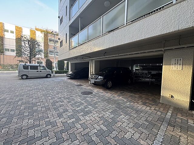  目白ガーデニア 2階/-