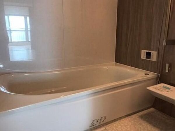 浴室を拡大表示