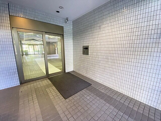 エントランス 西戸山タワーホウムズサウスタワー 12階/-