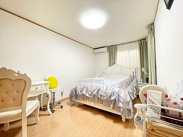 洋室 中野区本町6丁目