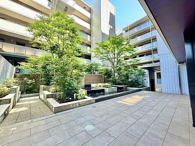  マジェスティハウス新宿御苑パークナード 2階/-