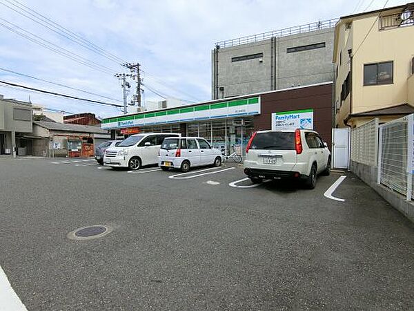 画像6:【コンビニエンスストア】ファミリーマート　堺七道東店まで1301ｍ