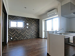 LaDouceur南茨木 3階1LDKのリビング/ダイニング