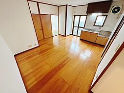 居間