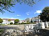 周辺：多摩市立大松台小学校　距離1300ｍ