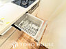 設備：ビルトイン式食洗機を標準完備した、機能性に優れたシステムキッチン