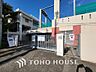 周辺：渋谷区立上原中学校　距離700ｍ