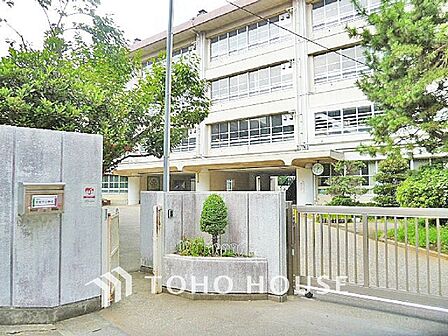 川崎市立宮前平小学校 距離290m