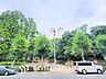 周辺：新宿中央公園　距離240m