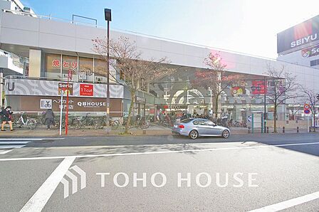 西友 市ヶ尾店 距離400m