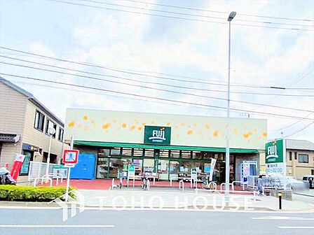 FUJI 天神橋店 距離1300m