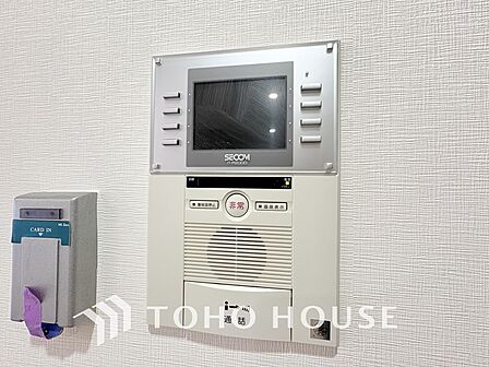来客が一目でわかるモニター付きインターホン