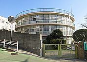 神戸市立美野丘小学校（566m）