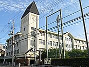 神戸市立六甲小学校（412m）